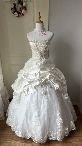 Sweet 16 Dresses Long Sweetheart White Taffeta Ball Gown Sleeveless Sweet Sixteen Birthday Gown RC0378