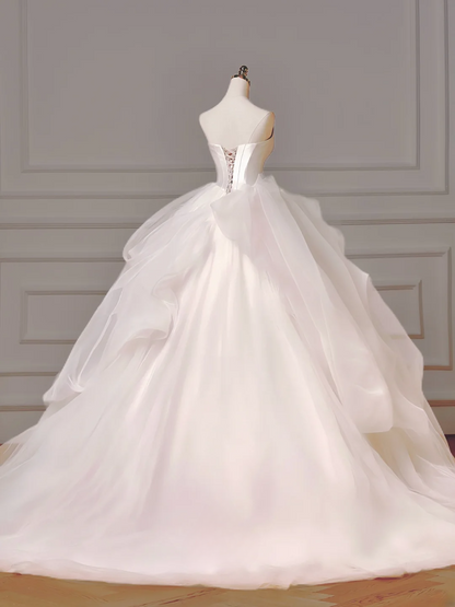 Langes Prinzessinnen-Brautkleid, Ballkleid, schulterfrei, kurze Ärmel, plissierter Tüll für die Braut mit Blumenschleppe, weißes Brautkleid AQ008