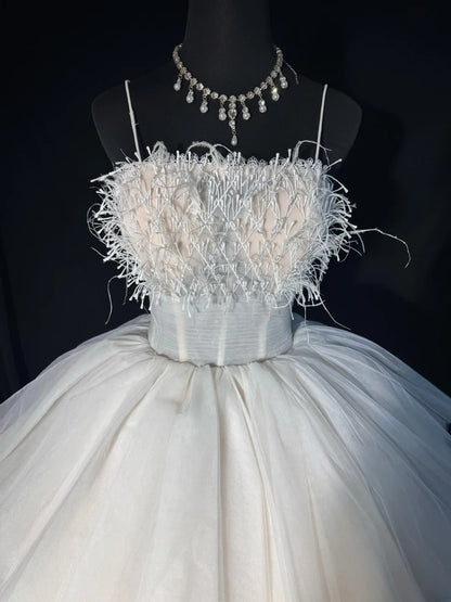 Ethereal Wedding Gowns Brides Dresses Ball Gown Spaghetti Straps for Bride Tüll White Petite/Plus Size Bridal Dress with Feathers For Women AS009