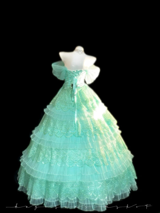Prinzessin Ballkleid schulterfrei Grün Mehrlagig Stufenrock mit Ärmeln Sweet 16 Kleider Quinceanera Kleid RB3351