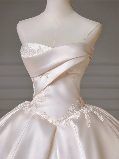 Langes Prinzessinnen-Brautkleid, Ballkleid mit Herzausschnitt, plissiertem Tüll und abnehmbaren Ärmeln, weißes Brautkleid AQ011