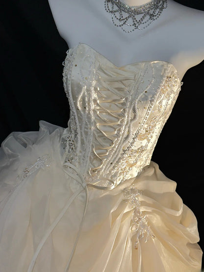 Prinzessinnen-Ballkleid, trägerlos, Champagner, mit mehrlagigem Korsett, figurbetont, lang, für süße 16 Kleider, Quinceanera-Kleid RB3354