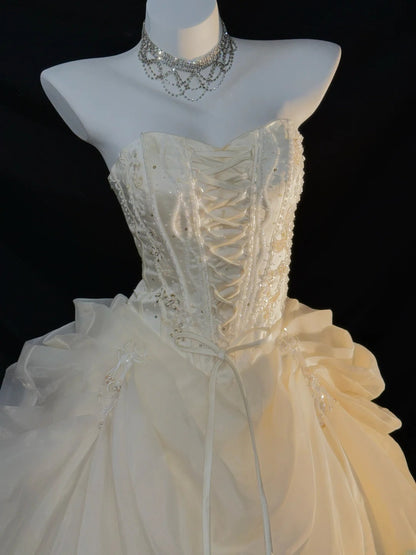 Prinzessinnen-Ballkleid, trägerlos, Champagner, mit mehrlagigem Korsett, figurbetont, lang, für süße 16 Kleider, Quinceanera-Kleid RB3354
