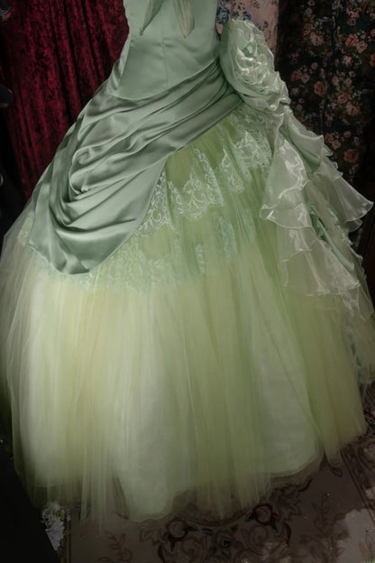 Princesses Fairytale Ball Gown Spaghetti Straps Sage Green Lace Long Quince Dress Quinceanera Dresses Formal Birthday Outfits RB8037