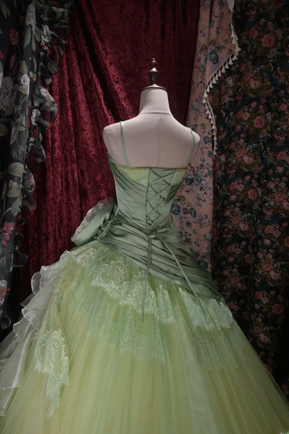 Princesses Fairytale Ball Gown Spaghetti Straps Sage Green Lace Long Quince Dress Quinceanera Dresses Formal Birthday Outfits RB8037