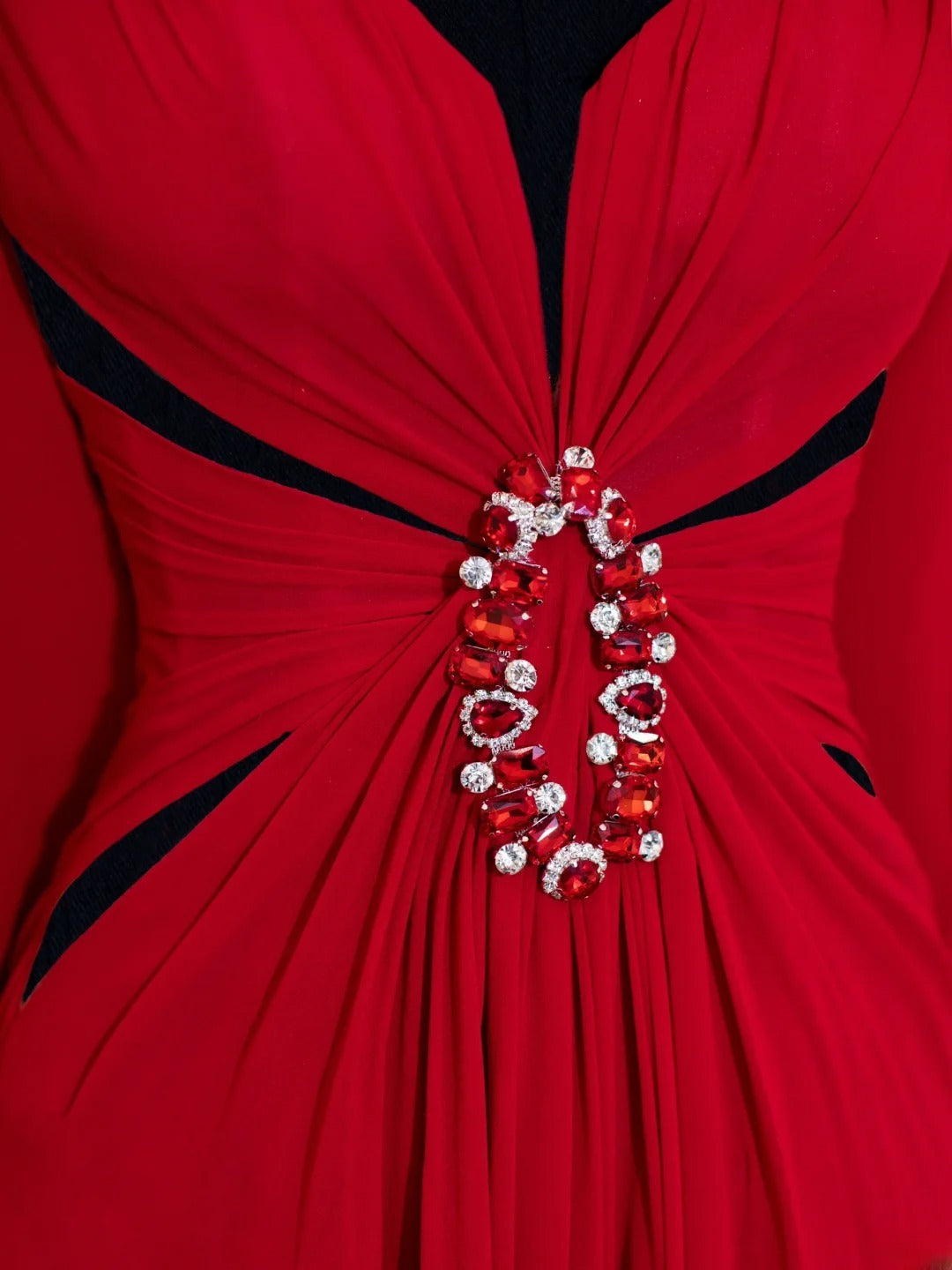 Elegantes, schlichtes A-Linien-Abendkleid mit herzförmigem Ausschnitt und Cape-Stil aus Chiffon – ein beeindruckendes langes Abendkleid für festliche Anlässe (SA013).