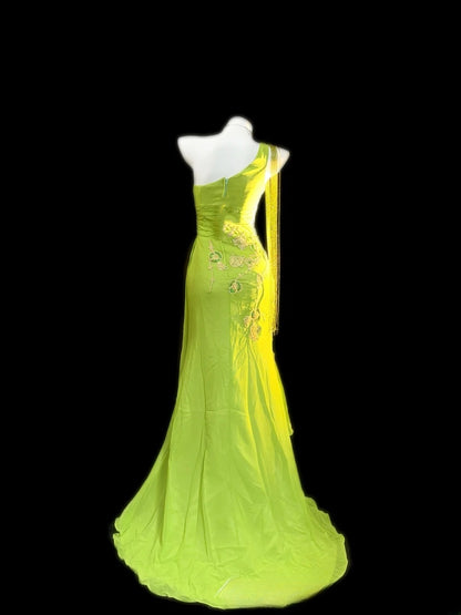 Modeste Robes de bal Sirène Asymétrique Vert avec Perles Longues Tenues de Soirée Formelles RB3355