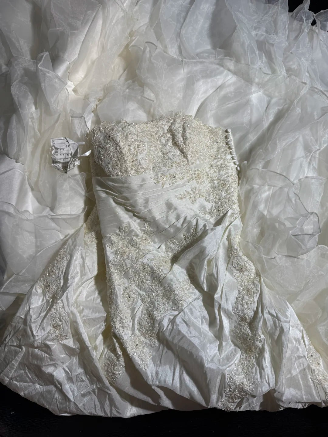 Brautkleid, trägerlos, tiefe Taille, Meerjungfrauenstil, 1950er/1940er Jahre, trägerlose Spitze mit Applikationen, weiß, in Petite/Plus Size, AS014