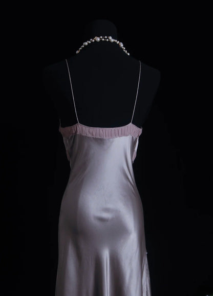 Robe de bal vintage années 90, coupe sirène, bretelles spaghetti, gris argenté, longueur mi-longueur, référence AS015