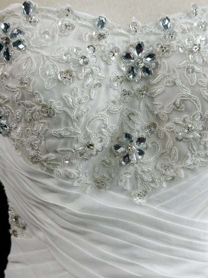 Vintage Ball Gown Sweetheart White Tulle With Appliqued Lace Brides Gown Bridal Dress Wedding Dresses Style RB7555