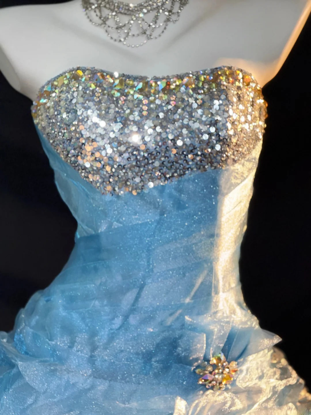 Elegante Ballkleider Trägerlose blaue Minikleider für den Schulabschluss Kurze High School für die 8. Klasse Abschlussball-Inspiration Homecoming-Kleid RB3359