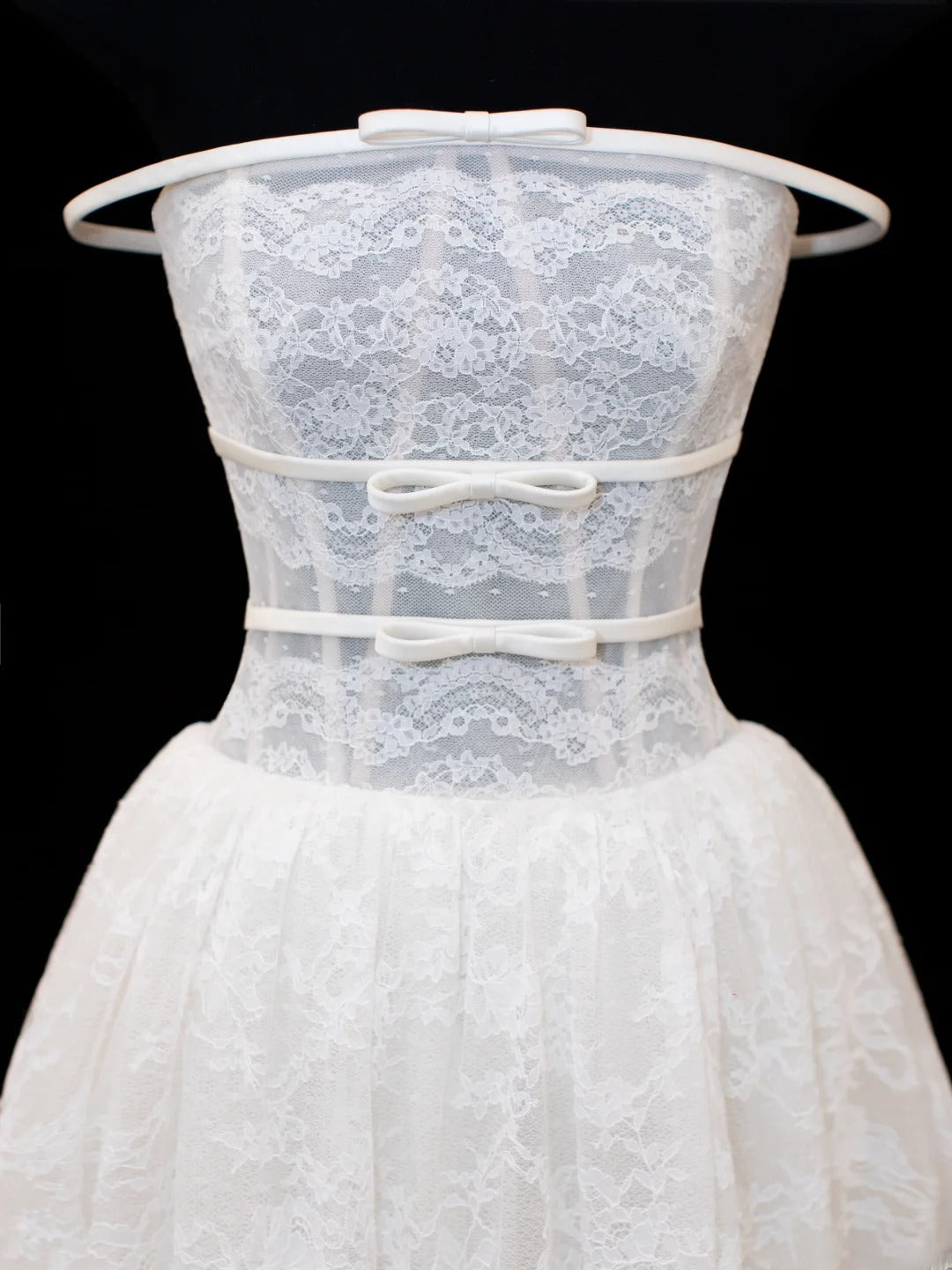 Prinzessinnen-Hochzeitskleider, elegant und schlicht, A-Linie, trägerlos, Spitze, weiß, Brautkleider in kleinen/großen Größen für Damen SA017
