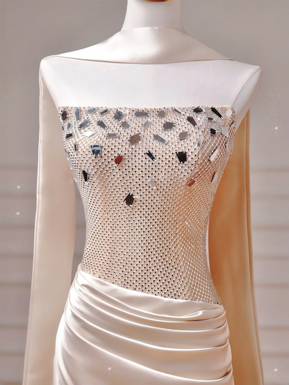 Elegantes, ästhetisches Meerjungfrauen-Kleid aus trägerlosem, rosafarbenem Satin mit plissiertem Schal – ein beeindruckendes, langes Partykleid für Teenager und Schülerinnen (AQ018).