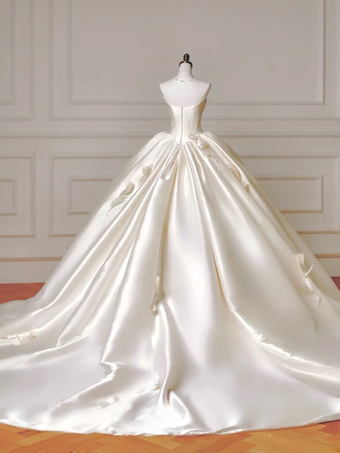 Prinzessinnen-Brautkleid, langes Ballkleid mit Herzausschnitt, plissiert, Satin, abnehmbare Ärmel, weißes Brautkleid AQ019