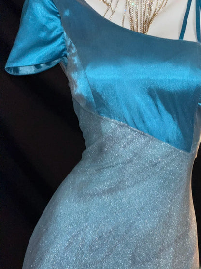 Bescheidene Abschlussballkleider Meerjungfrau Blau mit Rüschen Tüll Lange Abendgarderobe Formelle Outfits RB3361