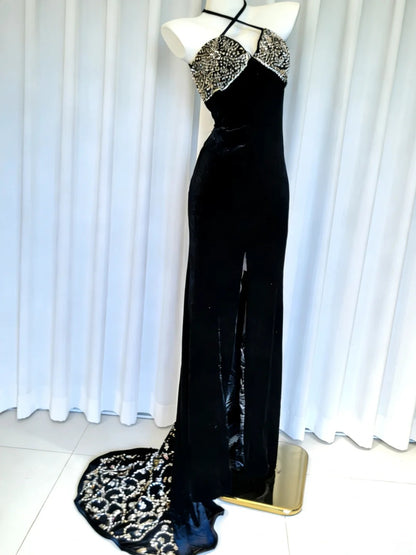 Robe de bal longue sirène unique à dos nu et fente latérale ornée de perles, idéale pour un 20e anniversaire (AS019)