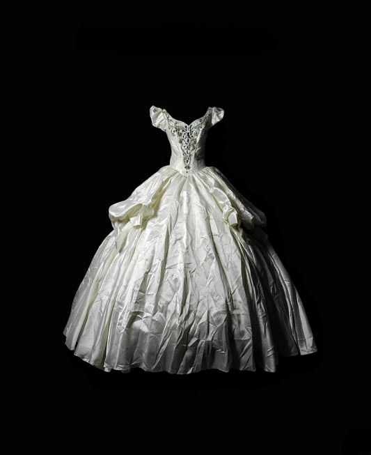 Vintage 1950s Ball Gown Sweetheart Taffeta White With Ruffled Brides Gown Bridal Dress Wedding Dresses Style RB7557