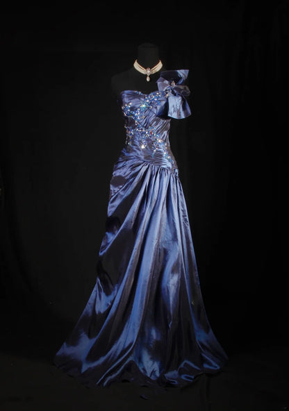 Vintage-Abendkleider im Stil der 90er Jahre, formell, A-Linie, One-Shoulder, marineblauer Satin mit Perlenstickerei, lange Partykleider, Ballkleider AS021