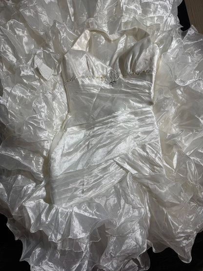 Zeitloses, ärmelloses Meerjungfrauen-Brautkleid aus weißem Taft mit Stufenrock, Falten und Perlenbesatz, langes, tailliertes Vintage-Kleid im Stil der 1920er Jahre (AS022)