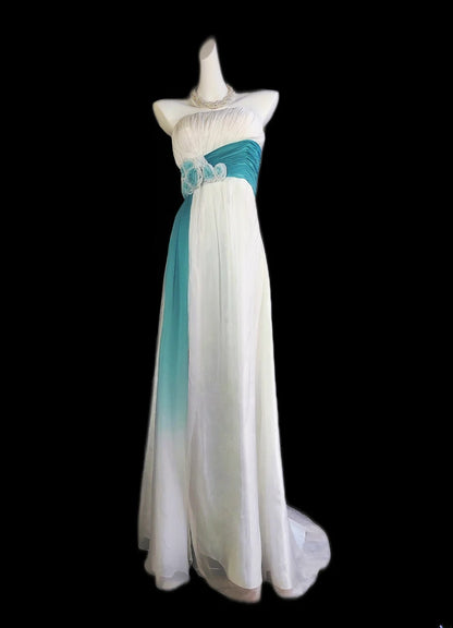 Robe de bal longue classique bustier en mousseline blanche et bleue ombrée, sans manches, coupe trapèze, pour les élèves de terminale (AS022)
