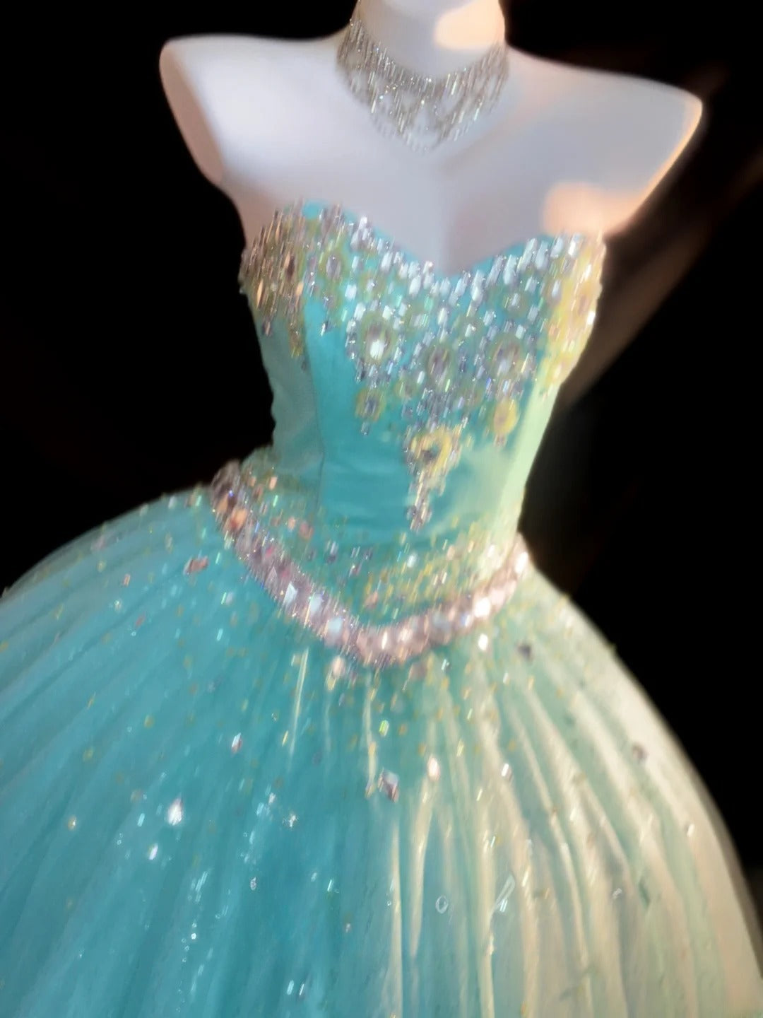 Robe de bal de princesse bustier bleue avec perles argentées longue robe de Quinceanera vestido de 15 de cenicienta RB3364