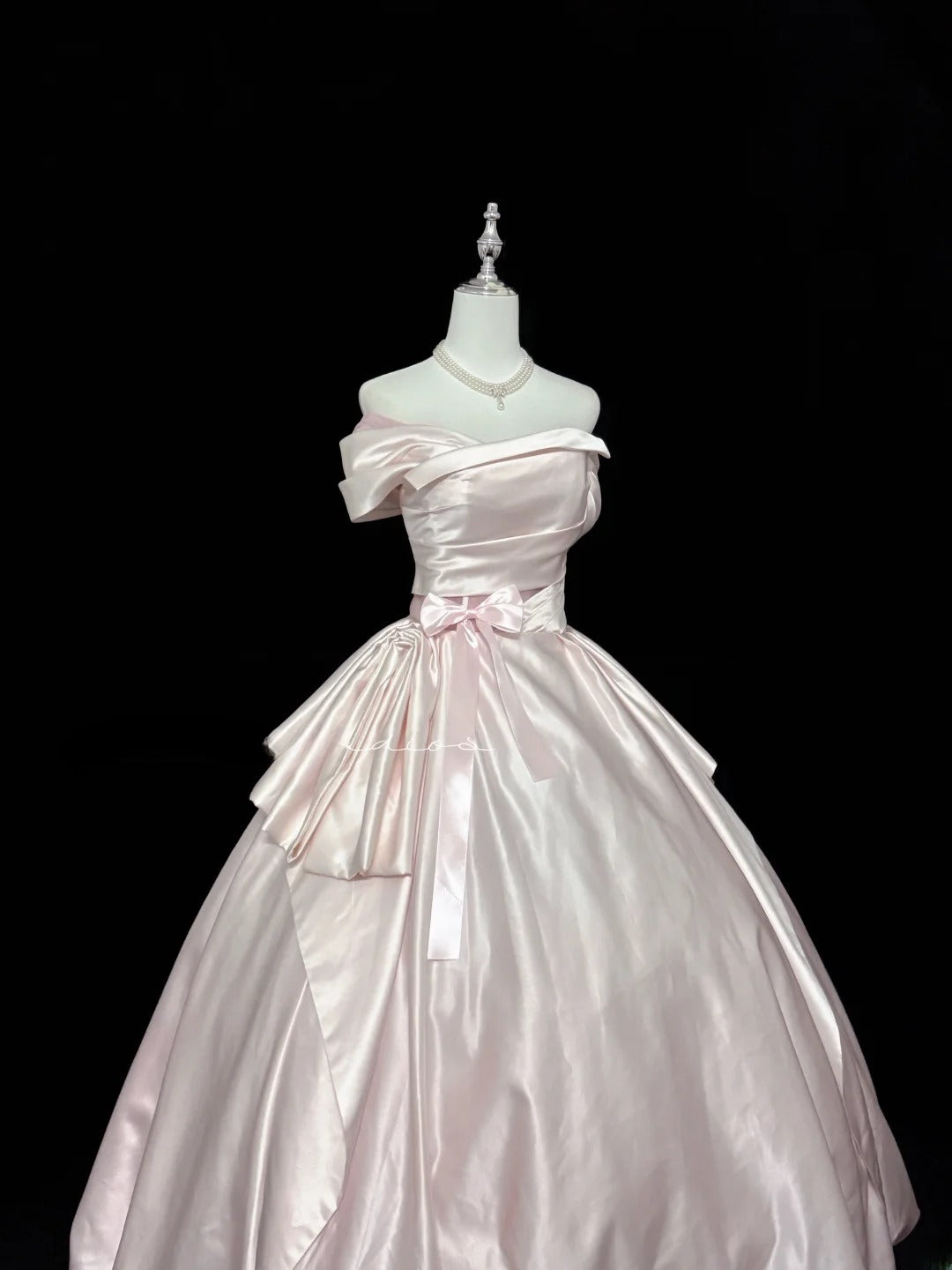 Fairytale Prom Dresses Ball Gown Off The Shoulder Pink Satin With Ruffles Evening Long Formal Dress RB7396