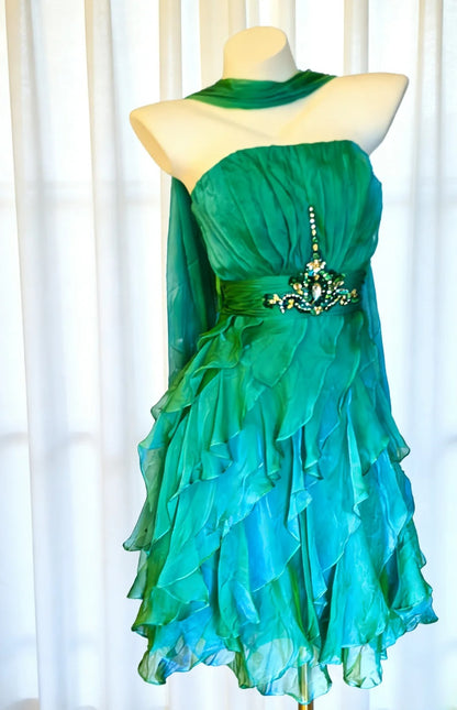 Robe de bal vintage trapèze bustier en mousseline verte, courte, en mousseline, pour un 18e anniversaire, une soirée de retrouvailles ou un cocktail (AS023)