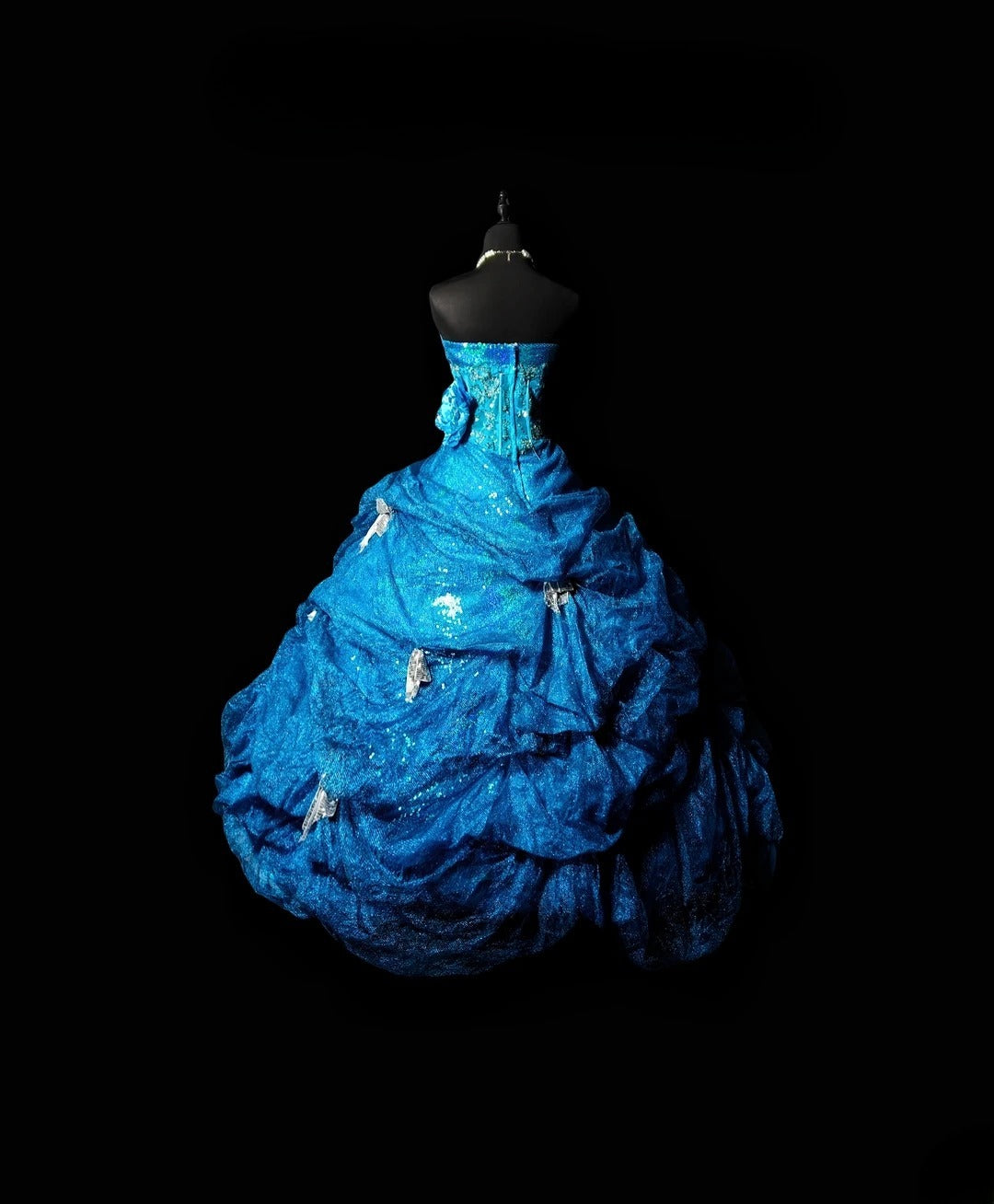 Pretty Ball Gown Strapless Royal Blue Quinceañera Dress Moda 2000 Long 15 Quinceanera Dresses Ideas Sweet 16 Outfits RB6371