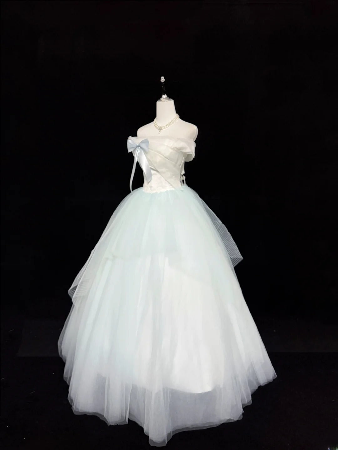 Fairytale Prom Dresses Ball Gown Strapless Light Mint Green Tulle With Bow Evening Long Formal Dress RB7397