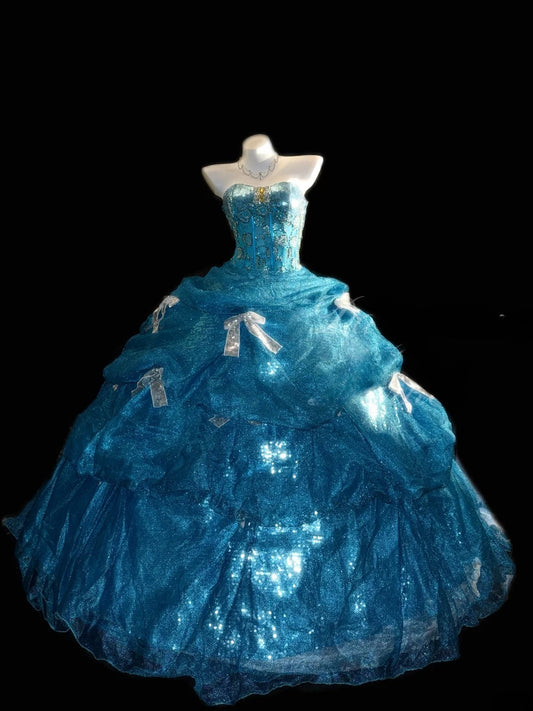 Prinzessin Ballkleid Trägerlos Blau mit silbernen Perlen Langes Quinceañera-Kleid Vestido de 15 de Cenicienta RB3366