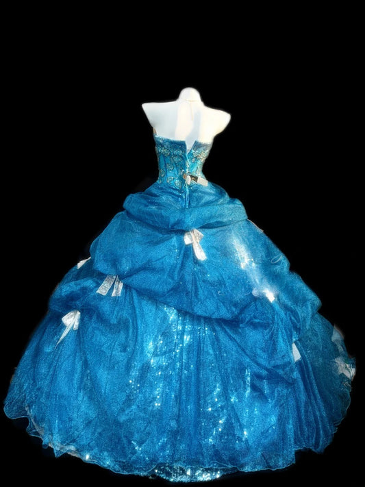 Prinzessin Ballkleid Trägerlos Blau mit silbernen Perlen Langes Quinceañera-Kleid Vestido de 15 de Cenicienta RB3366