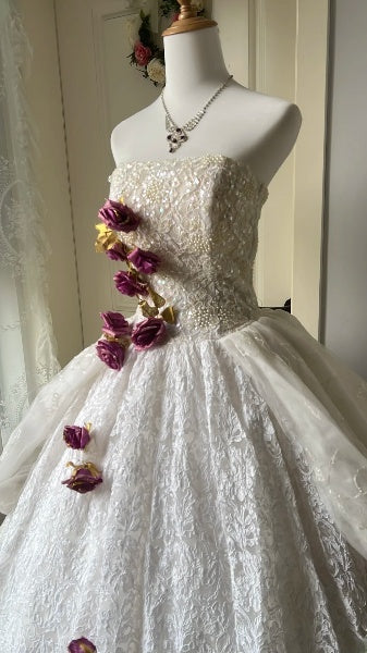 Sweet 16 Kleid lang trägerlos weiß Spitze bodenlanges Ballkleid zum sechzehnten Geburtstag RC0397