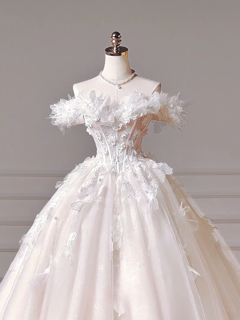 Robe de mariée longue de princesse, robe de bal à épaules dénudées en tulle avec manches courtes et corsage en dentelle, référence AQ028