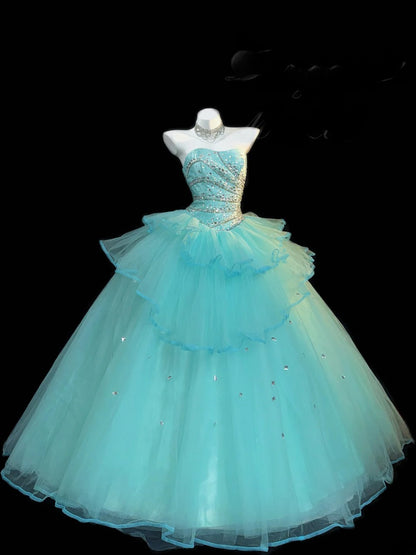 Niedliches Ballkleid, trägerlos, blau, Tüll mit silberner Perlenstickerei, langes Quinceanera-Kleid, vestido de 15 de cenicienta RB3371