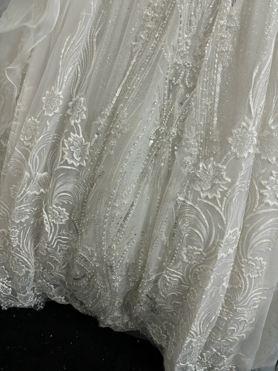 Fairy-tale Ball Gown Square Neck With Half Sleeves With Pearls Sequined Long Brides Gown Bridal Dress Wedding Dresses Style RB7400
