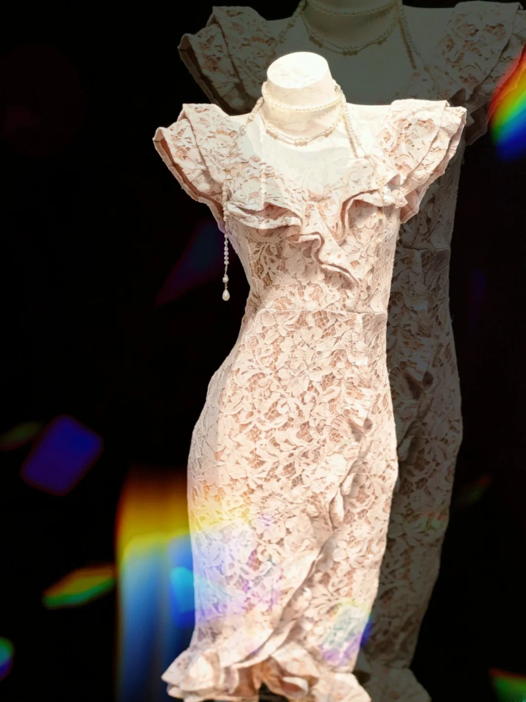 Robe de bal de promo rose en dentelle, col V, style rétro fourreau, courte, pour un 18e anniversaire ou un cocktail (AS030)