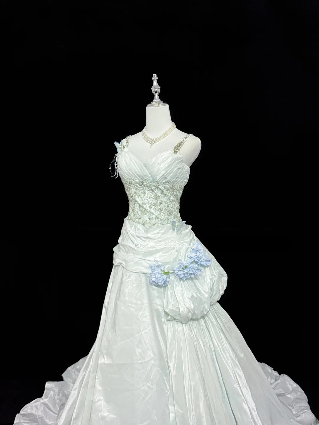 Vintage Mermaid Spaghetti Strap White Taffeta With Beading Long Brides Gown Bridal Dress Wedding Dresses Style RB7401