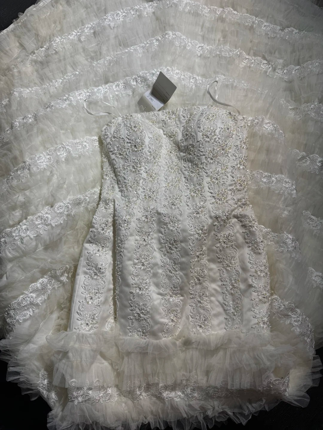 Robe de mariée sirène élégante, sans bretelles, en dentelle blanche à volants, longue et cintrée, style vintage années 1920 AS030