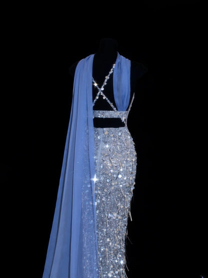 Preiswertes, paillettenbesetztes, formelles Meerjungfrauenkleid im Stil der 1950er Jahre mit V-Ausschnitt und Neckholder in Blau und Perlen – ein beeindruckendes langes Ballkleid oder Abendkleid für Partys und festliche Anlässe (SA031).