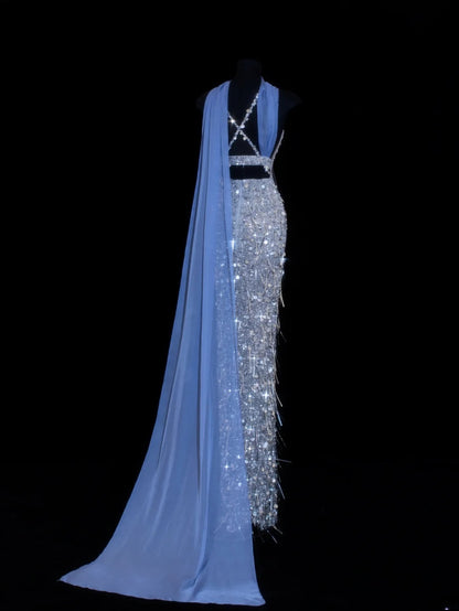Preiswertes, paillettenbesetztes, formelles Meerjungfrauenkleid im Stil der 1950er Jahre mit V-Ausschnitt und Neckholder in Blau und Perlen – ein beeindruckendes langes Ballkleid oder Abendkleid für Partys und festliche Anlässe (SA031).