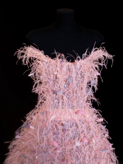 Ästhetisches kurzes Ballkleid mit Federn, Kleid zum 16. Geburtstag, Homecoming-Kleid, Cocktailkleid SA034