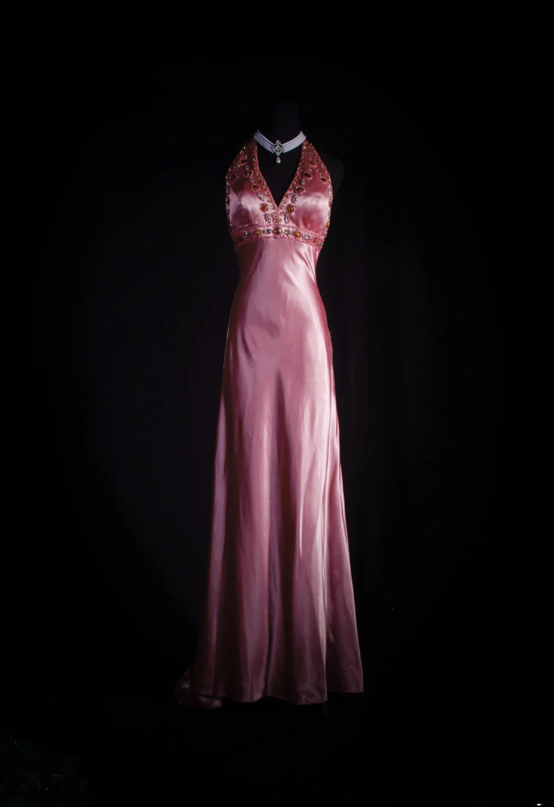Vintage 90er Jahre Ballkleid für Damen, A-Linie, Neckholder, rosa Seidensatin mit Perlenstickerei, formelles Abendkleid für Tanz und Party AS035