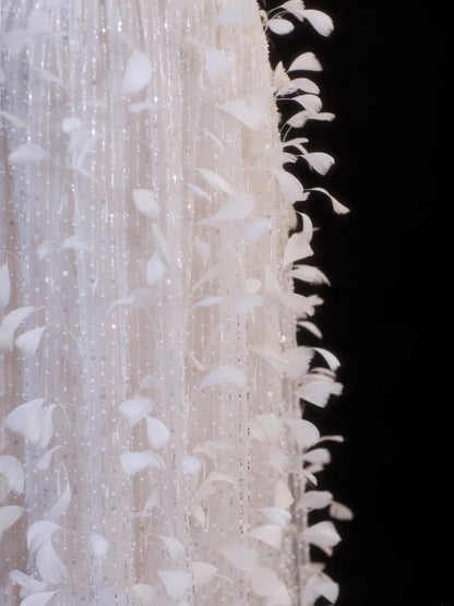 Preiswertes, formelles Paillettenkleid im Stil der 1950er Jahre: A-Linie, eckiger Ausschnitt, Pailletten, Federn und Perlen – ein beeindruckendes langes Ballkleid oder Abendkleid SA036