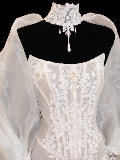 Elegantes, schlichtes Brautkleid im Meerjungfrauenstil mit Ärmeln und Cape, weiß, auch in kleinen/großen Größen erhältlich, Modell SA037