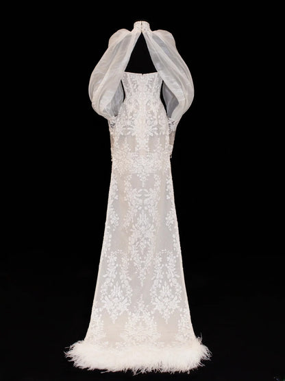 Elegantes, schlichtes Brautkleid im Meerjungfrauenstil mit Ärmeln und Cape, weiß, auch in kleinen/großen Größen erhältlich, Modell SA037