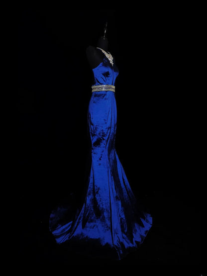 Robe de bal longue vintage années 1950, style sirène, dos nu, en taffetas bleu roi orné de perles argentées, tenue de soirée pour la remise des diplômes de fin d'études secondaires AS038