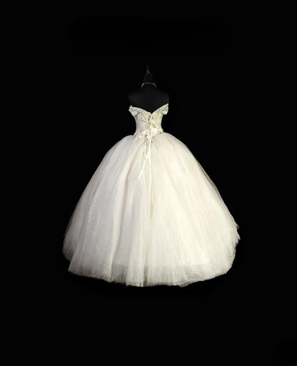 Modest Ball Gown Off The Shoulder White Quinceañera Dress Moda 2000 Long 15 Quinceanera Dresses Ideas Sweet 16 Outfits RB6931