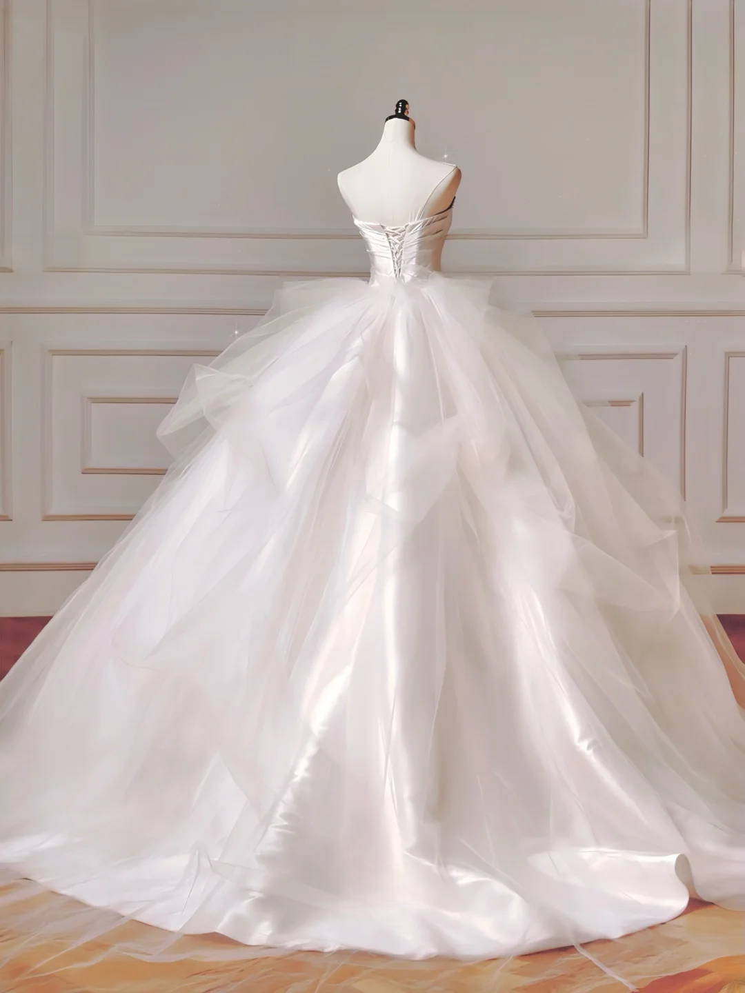 Prinzessinnen-Brautkleid, langes Ballkleid, trägerlos, Satin, mit Perlen und Schleppe, Brautkleider AQ039