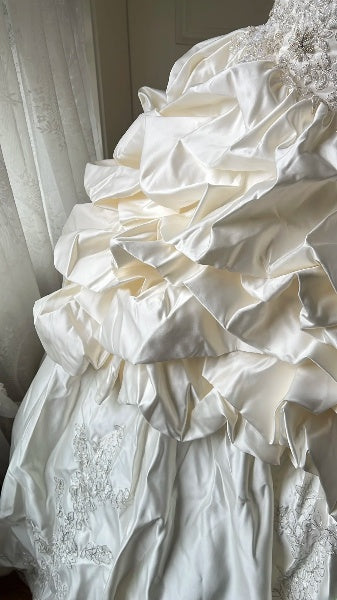 Sweet 16 Dresses Long Strapless Ivory Satin With Tiered Layers Ball Gown Sweet Sixteen Birthday Gown RC0409