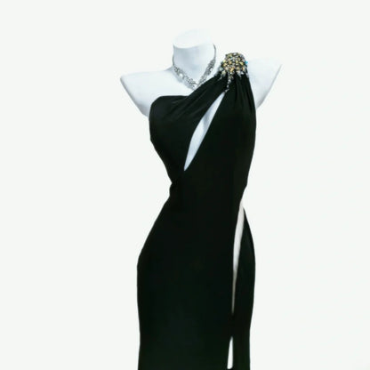 Robe fourreau noire asymétrique sans manches avec fente, longue, idéale pour un bal de promo, une sortie au lycée ou un 21e anniversaire (AS040)